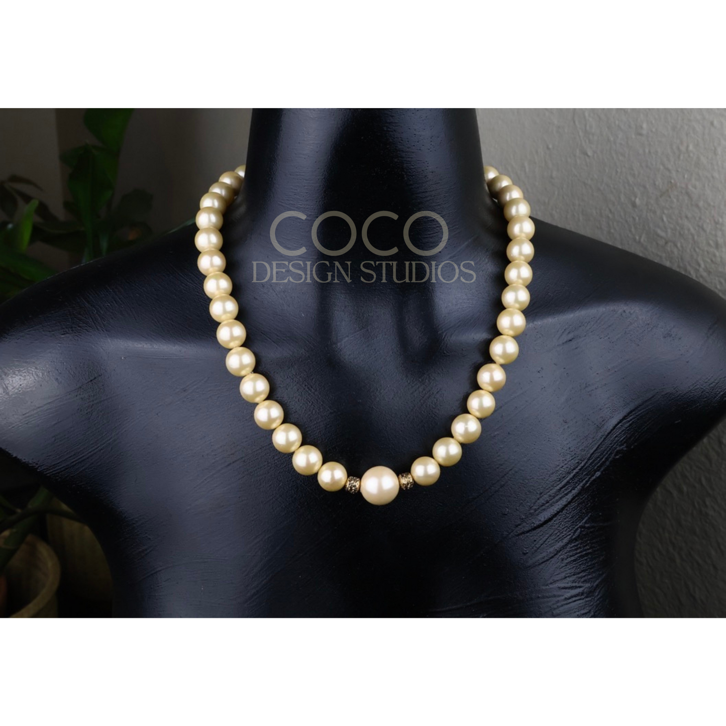 Cream Glass Pearls Necklace